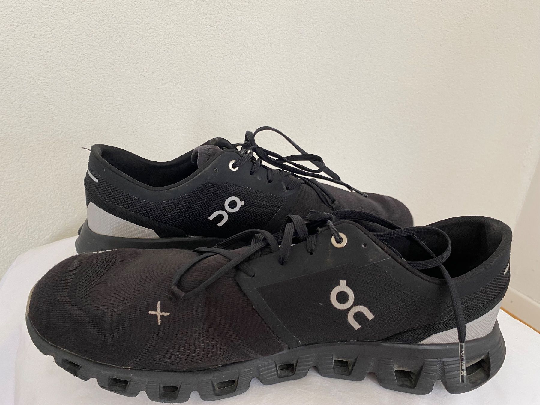 Scarpe da uomo: ON CLOUD X 3 – Usato da Zürich venduto da Fashionparade 1