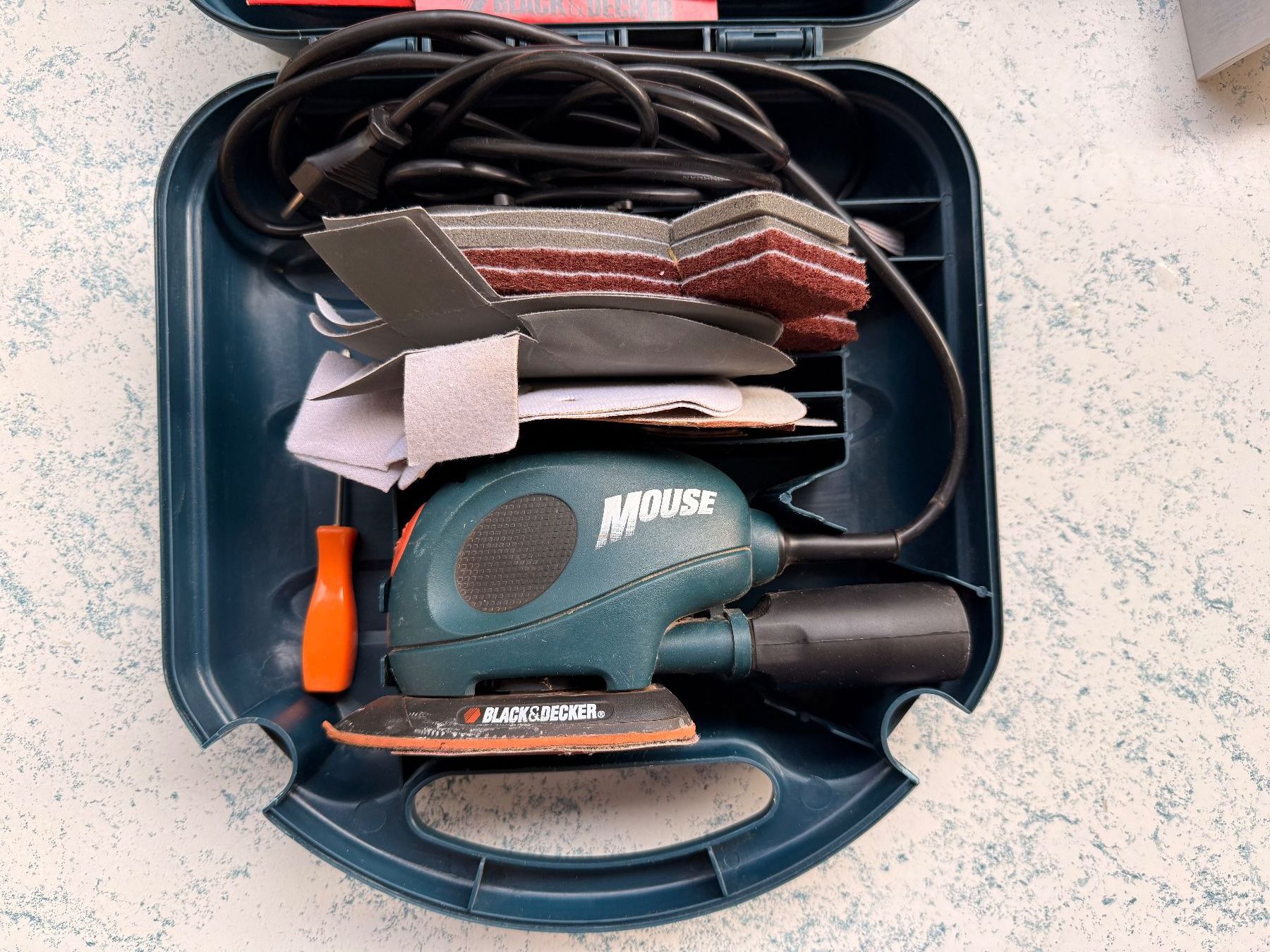 Smerigliatrici & Lucidatrici: Black&Decker Schwingschleifer KA 150K – Usato da Wetzikon ZH venduto da kembo6