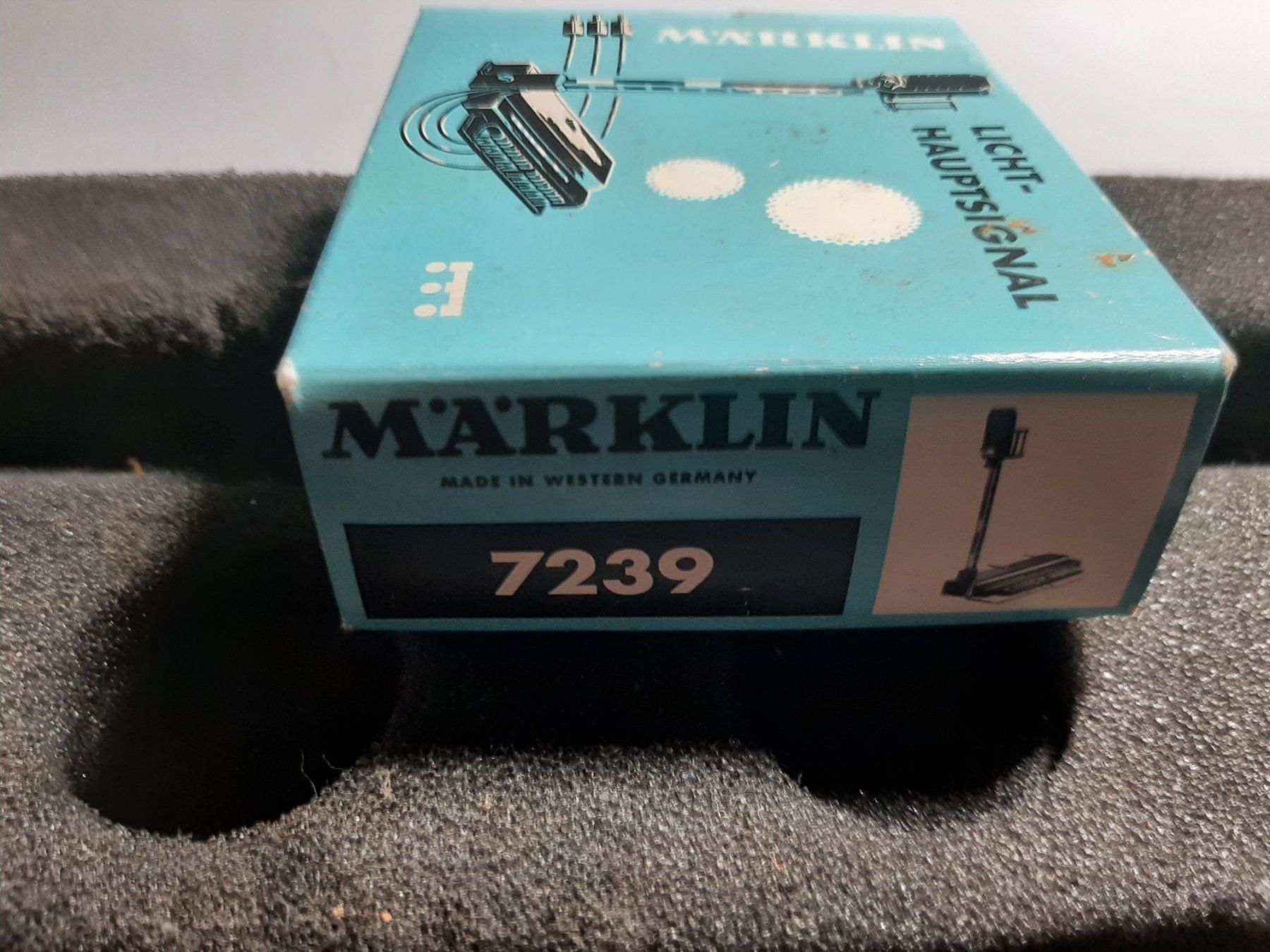 Märklin Modelleisenbahnen: MARKLIN 7239 – Gebraucht aus Avully von RIVALIS 3