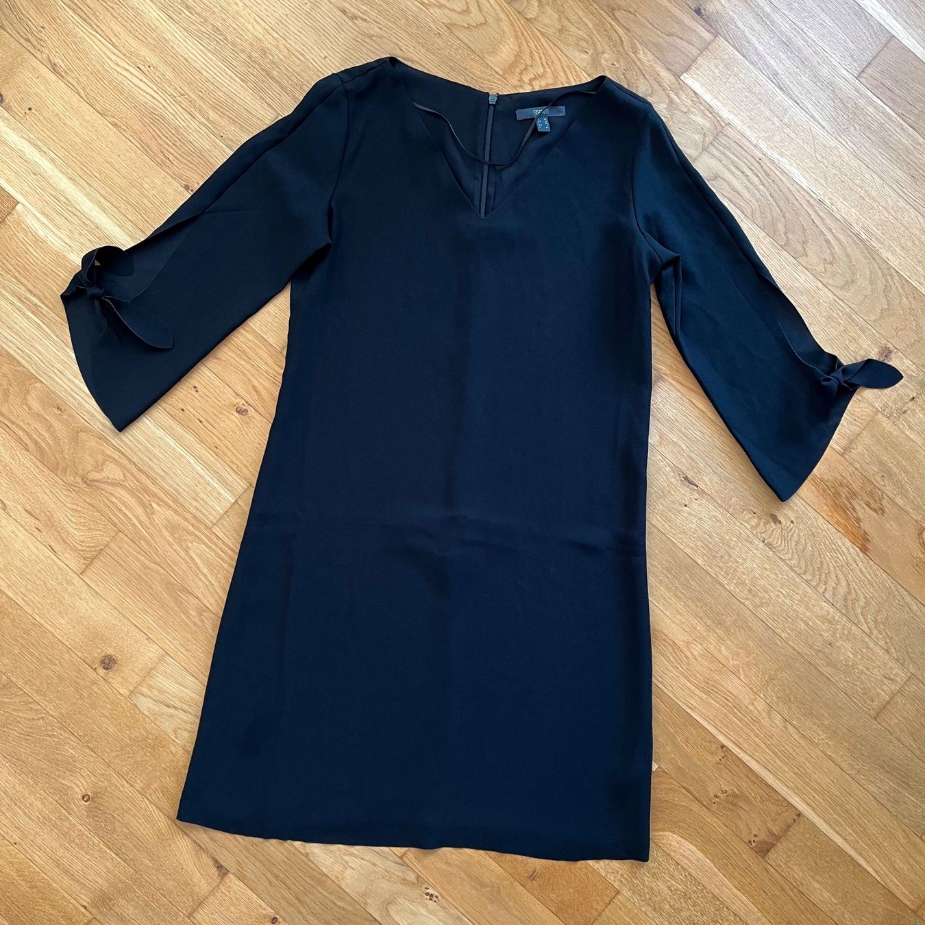 Esprit Vestiti: Kleid Esprit Grösse 32 – Usato da Glis venduto da lou.fr
