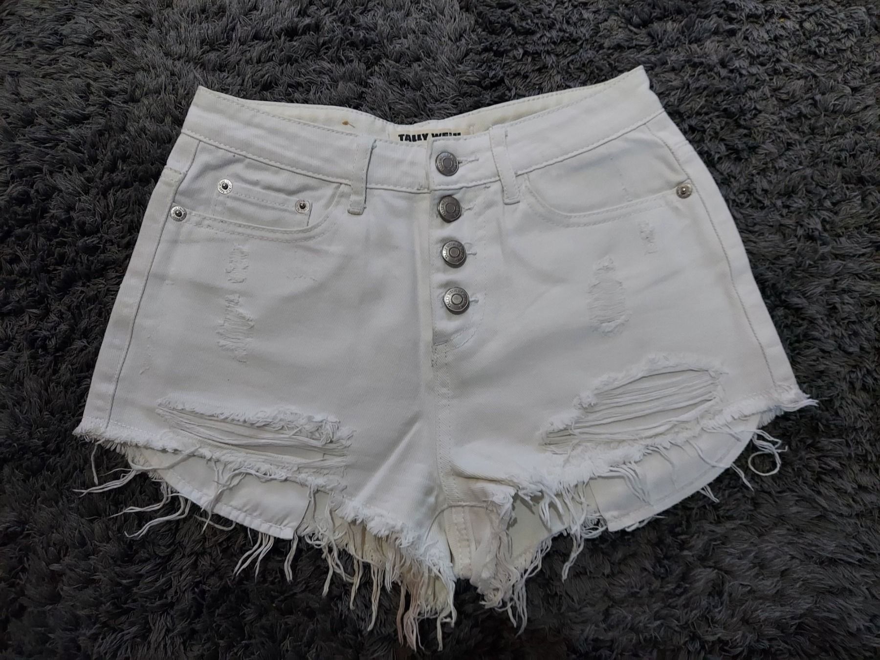 Pantaloni: Pantaloncini – Usato da tenero venduto da Mam74