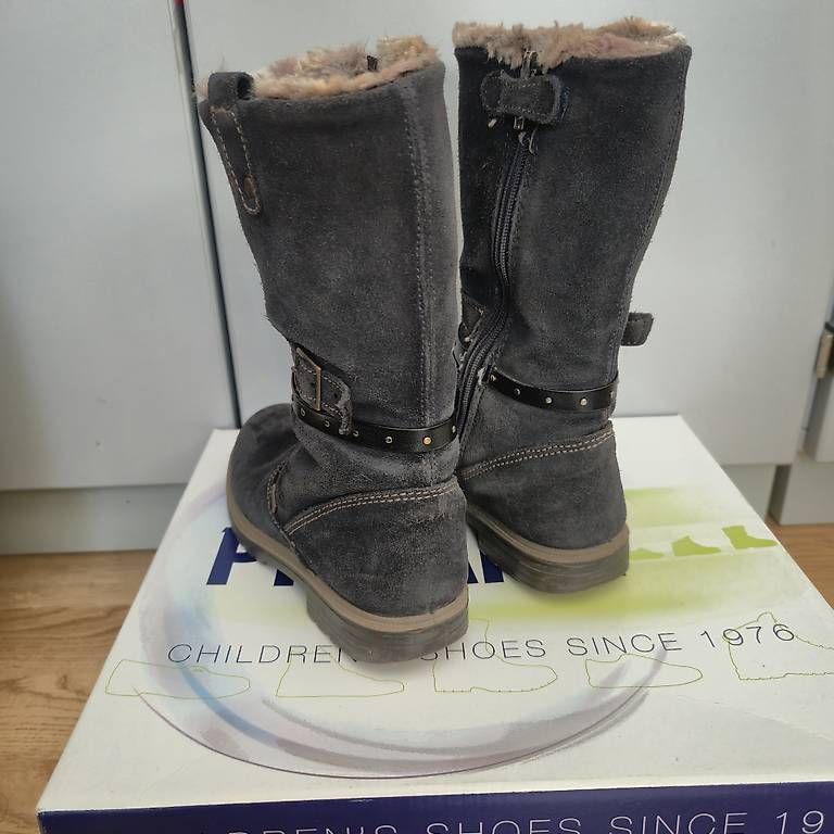 Primigi Schuhe für Mädchen: Winterstiefel Primigi Gore-Tex,  Gr. 30 – Gebraucht aus Bremgarten AG von wellea 1