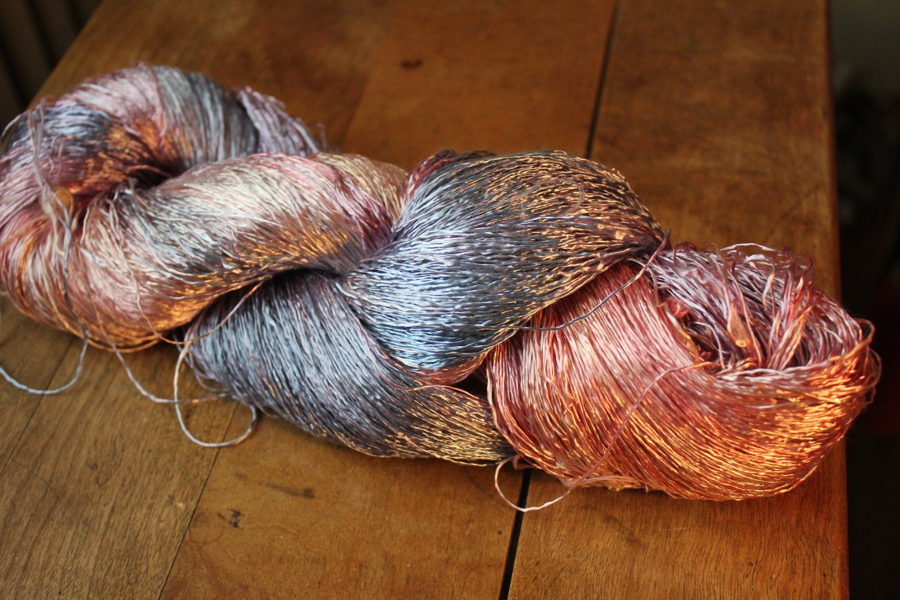 Cordelettes & Fils: Seide Strick- oder Webgarn – Neuf (Voir description) à Lajoux JU par webstuhl
