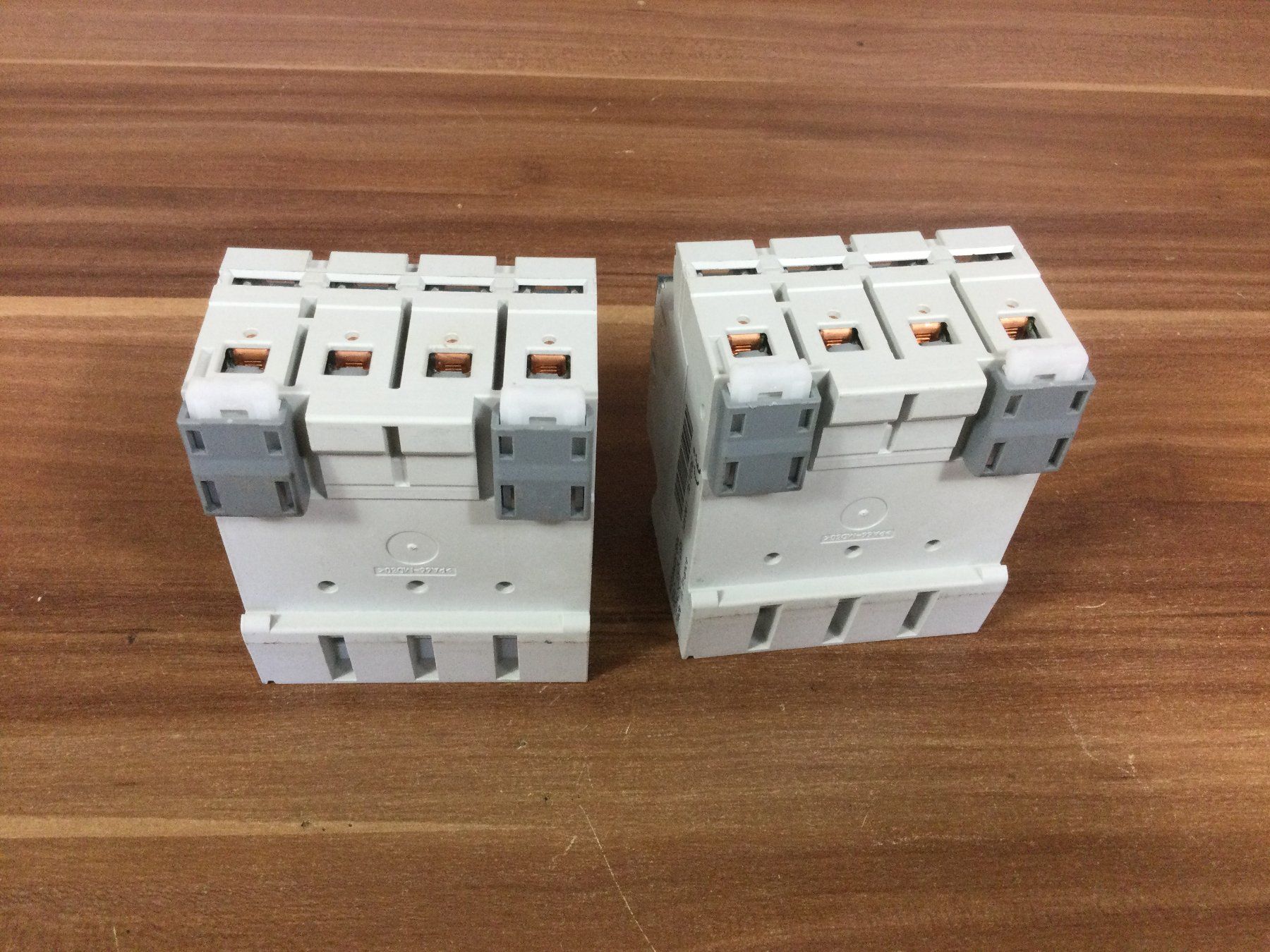 Hager Componenti elettronici: Gebrauchte Hager Fehlerstromschutzschalter CDA425D 25A – Usato da Wangen SZ venduto da kuriosum12 4