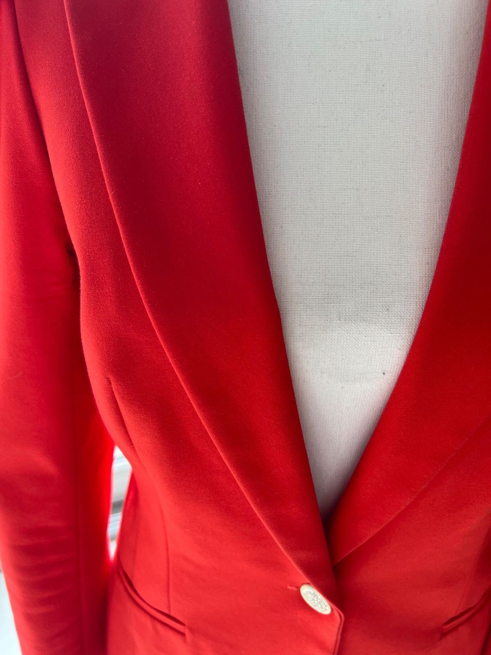 Giacche: Roter Blazer Gr. 36/38 Mohito – Usato da Ebmatingen venduto da Mistelu 4