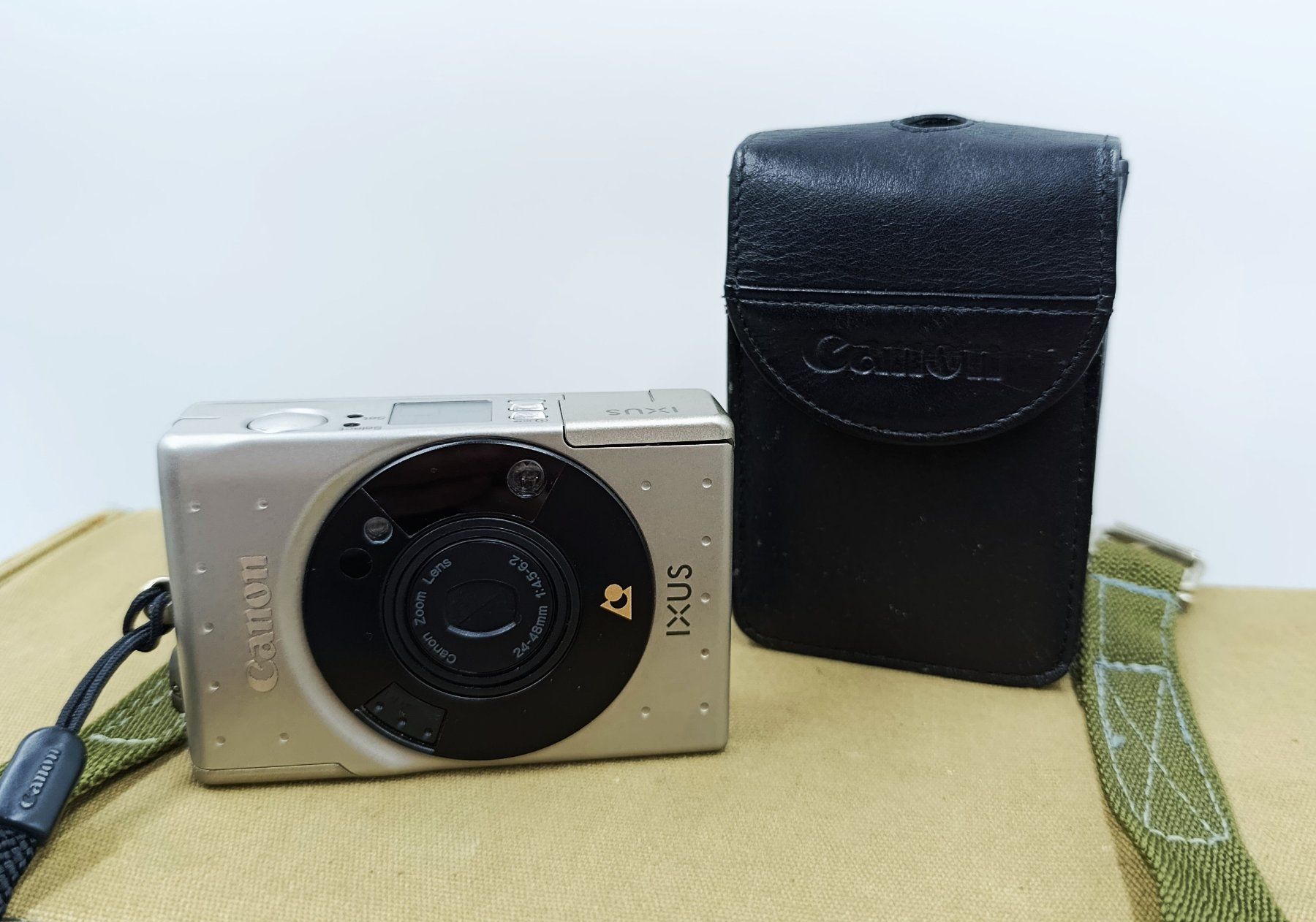 Canon Fotocamera: Canon Ixus Kompaktkamera – Usato da Wil SG venduto da Donaldus
