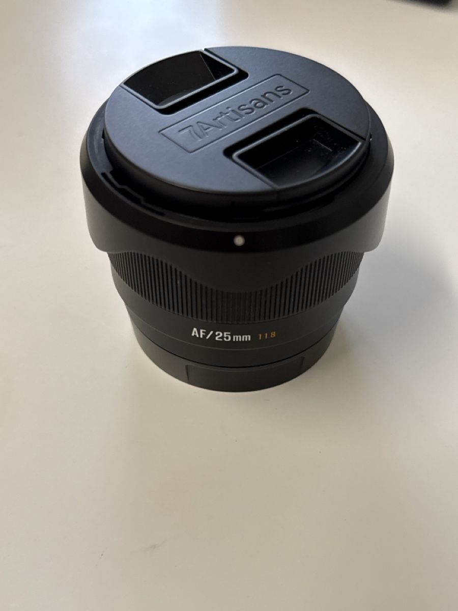 Sony Fotocamera: Sony A6400- 4 Objektive, 3 Akkus, Filter, Buch – Nuovo (secondo la descrizione) da Aadorf venduto da MorgentalerA-town 4
