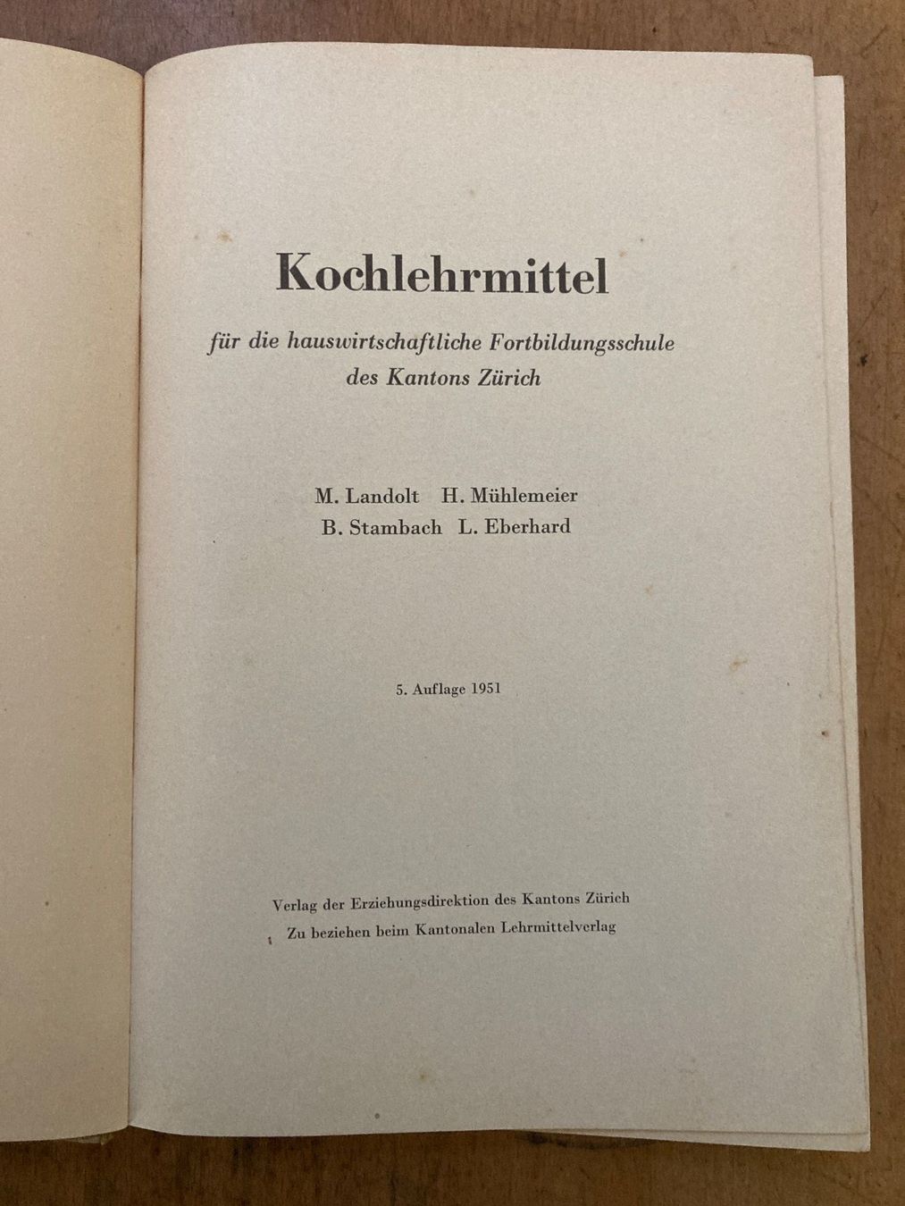 Bücher: Kochlehrmittel - Buch – Gebraucht aus Riehen von Albi2010 1