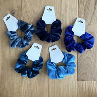 Samt-Scrunchies Set in Blau- und Türkistönen, Neu!