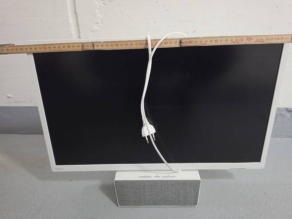 Televisori: Fernseher mit sehr guter Box – Usato da Stansstad venduto da Shanaraa 4