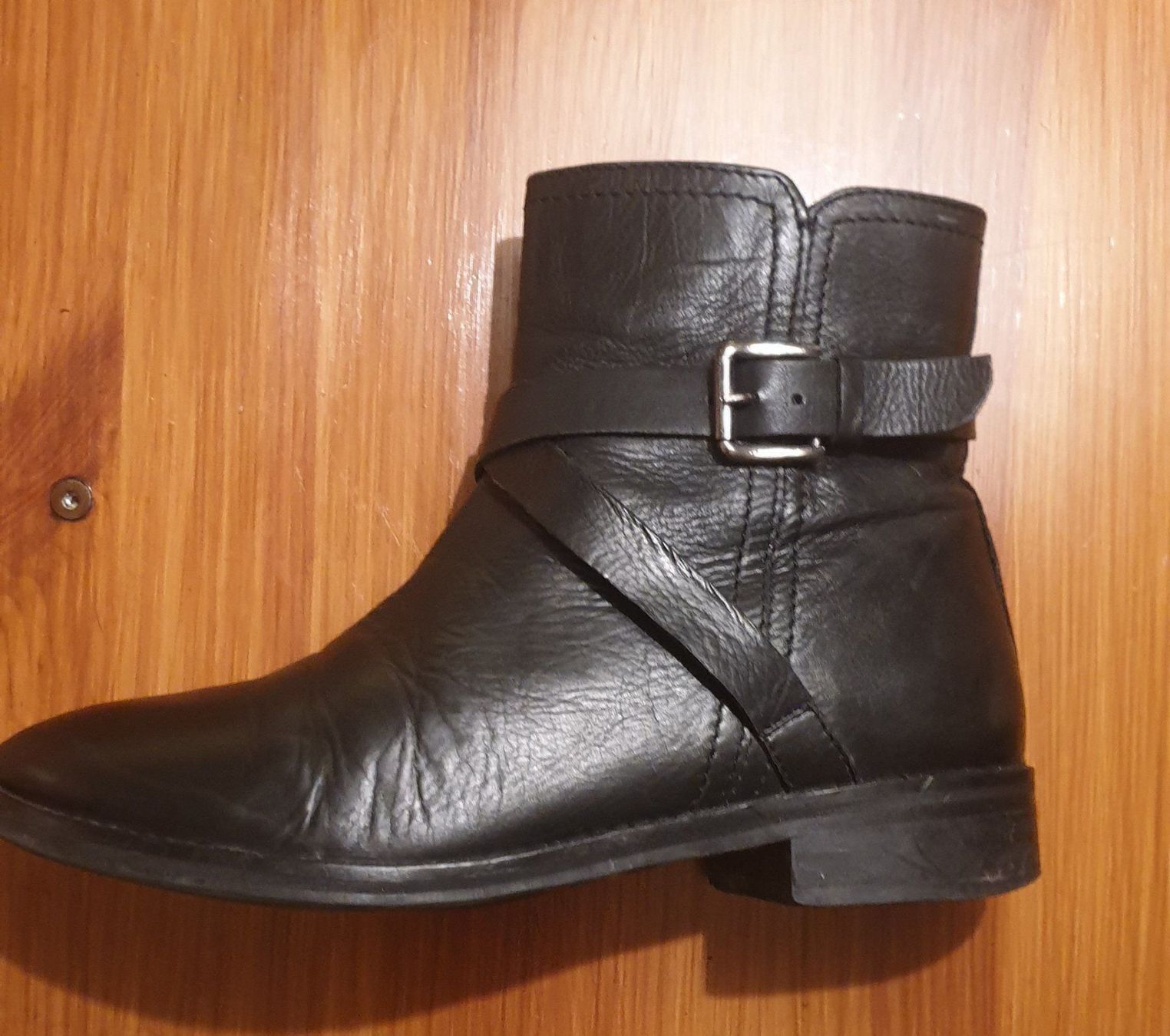 Scarpe da donna: Leder Stiefeletten Gr. 37 – Usato da St. Gallen venduto da Naomi290485