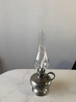 Lampe à pétrole ancienne métal et verre