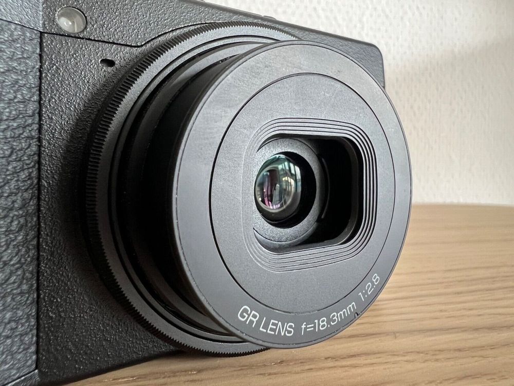 Ricoh Kamera: Ricoh GR III 24 MP, 28 mm wie neu – Gebraucht aus Neerach von mur_dwg9 4