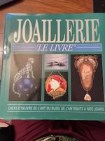Livre JOAILLERIE CHEFS D'OEUVRE ART BIJOU 1990