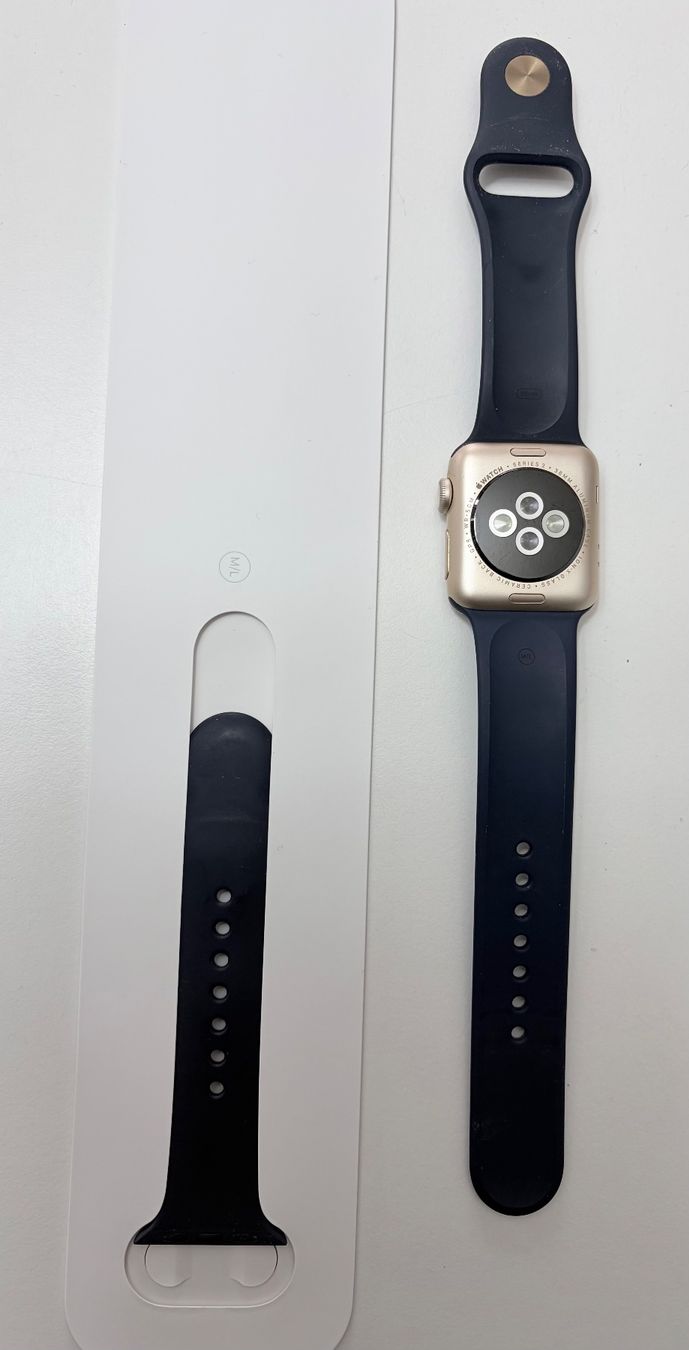 Apple Smartwatch: Apple Watch Serie 2 – Gebraucht aus Safenwil von gemeinsamX 2