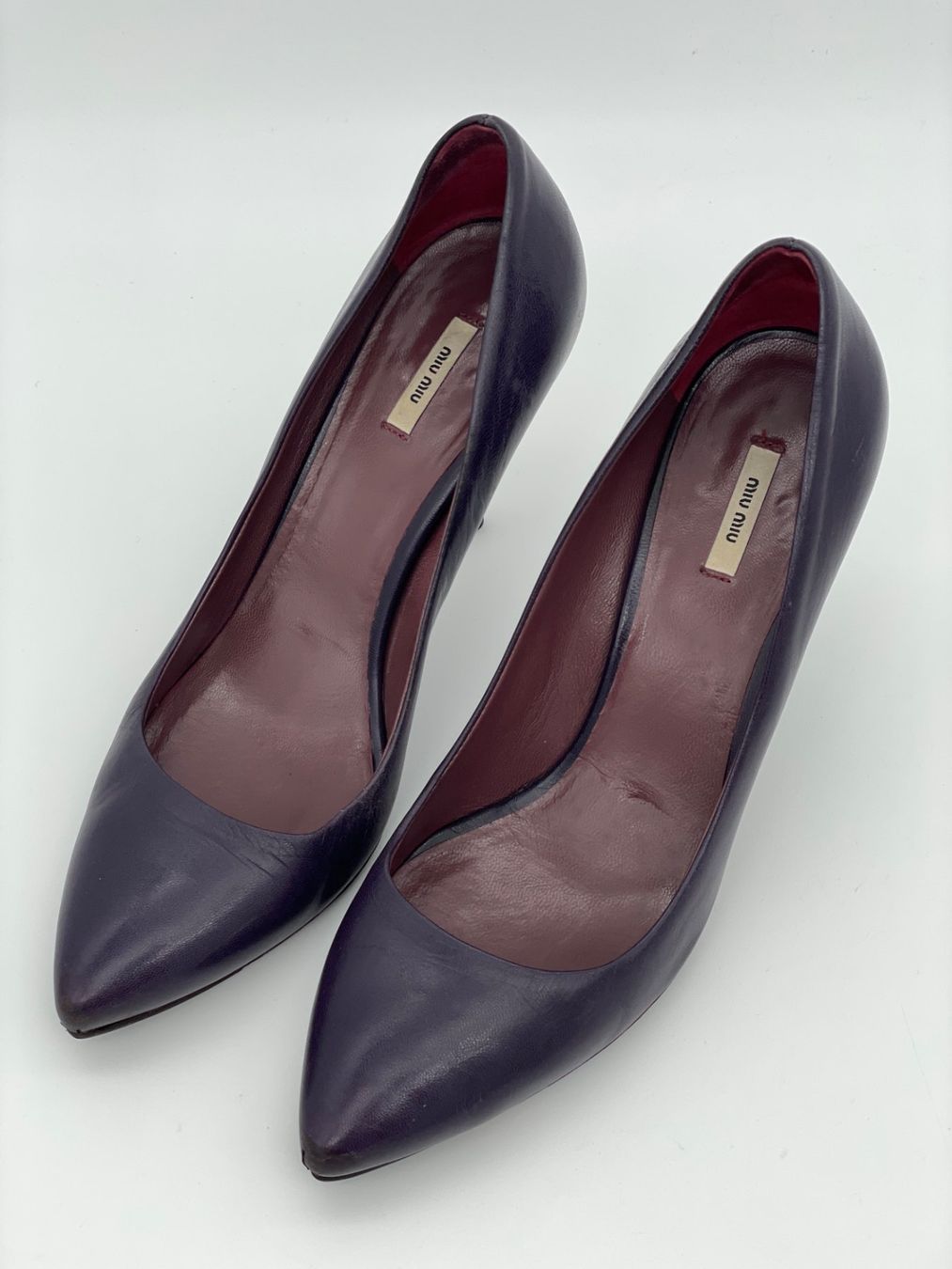 Miu Miu Scarpe da donna: Miu Miu Pointed-Toe Leather Pump EU 36.5 Lila – Usato da Zürich venduto da shoe_shop 2