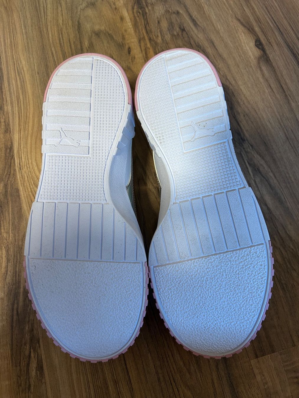 Scarpe da donna: Puma Turnschuhe Damen Grösse 41 – Usato da Wila venduto da mic_xg2f 4