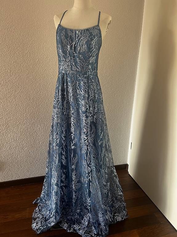 Vestiti: Abendkleid  – Usato da Winterthur venduto da Anjarys 4