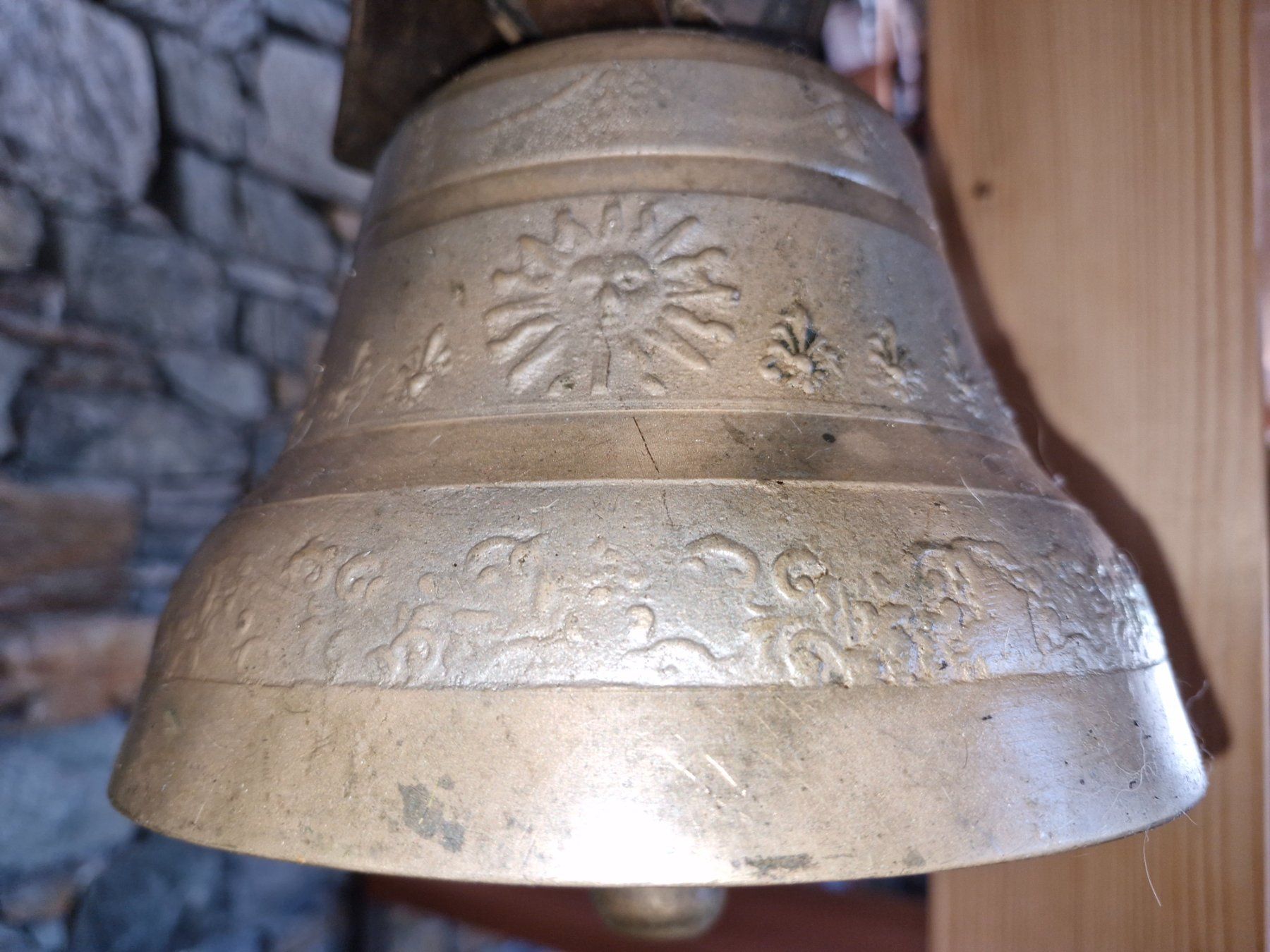 Cloches & sonnailles: Glocke Treichel – D'occasion à Guarda par rue_bpd7 2