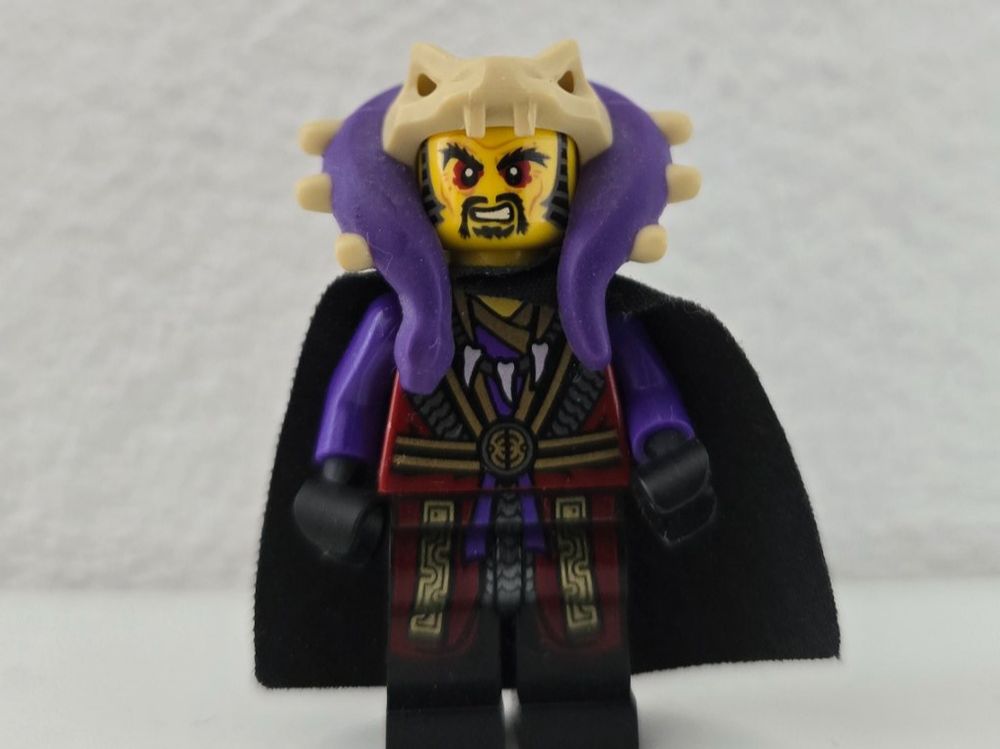 Lego Jouets: Lego Ninjago Wettkampf der Elemente Meister Chen Cape njo126 – D'occasion à Suhr par fuva23