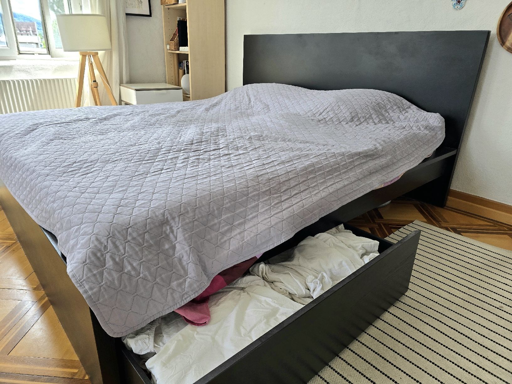 Letti: IKEA MALM Bett Braunschwarz 180x200 – Usato da St. Gallen venduto da mon_kcz6 1