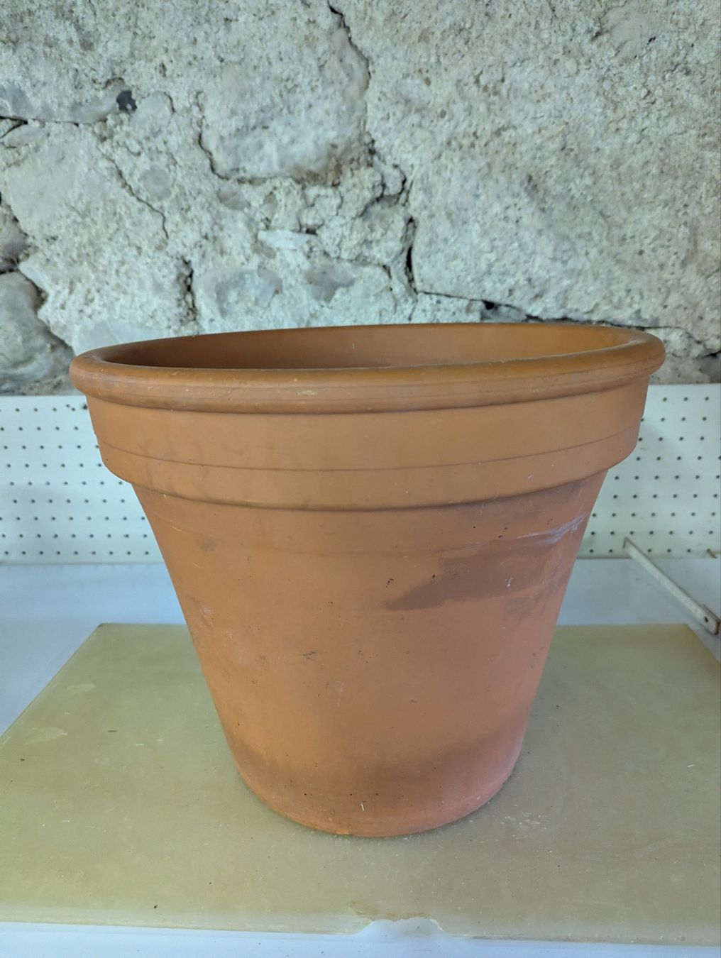 Vasi per fiori: Ton Blumentopf 30cm hoch – Nuovo (secondo la descrizione) da Goldingen venduto da YouAreMySunshine
