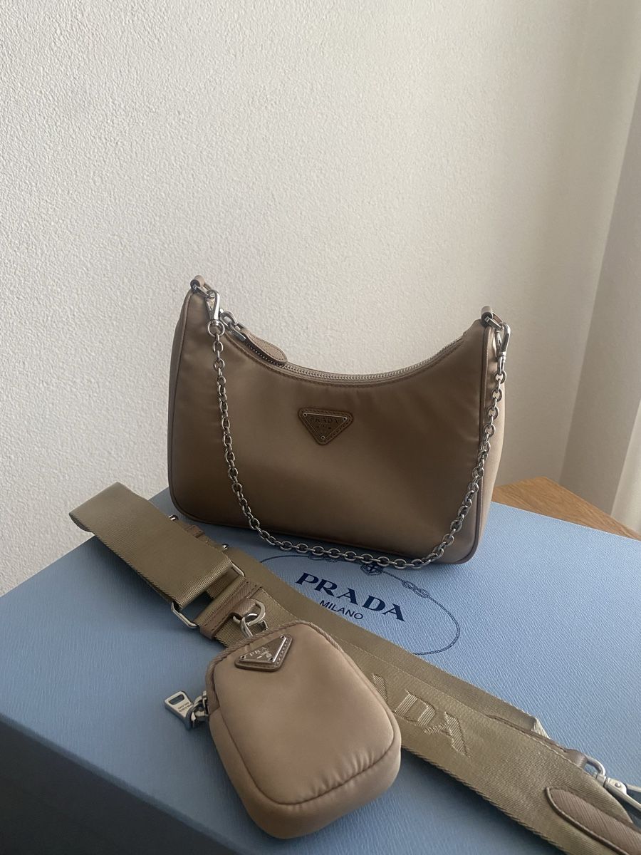 Prada Borse da donna: Prada Re Edition – Nuovo (secondo la descrizione) da Jonschwil venduto da sol124 1