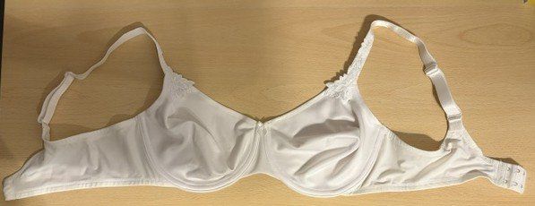 Triumph Sonstige Unterwäsche: BH Triumpf, D85, weiss, ungetragen – Neu (gemäss Beschreibung) aus Glattfelden von Matschtli30