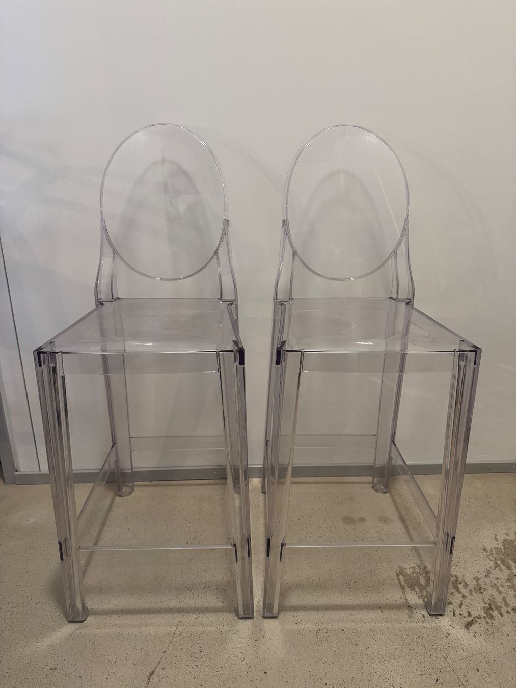 Kartell Sedie: 2 x Kartell One More Bar Stool – Usato da Winterthur venduto da coira70