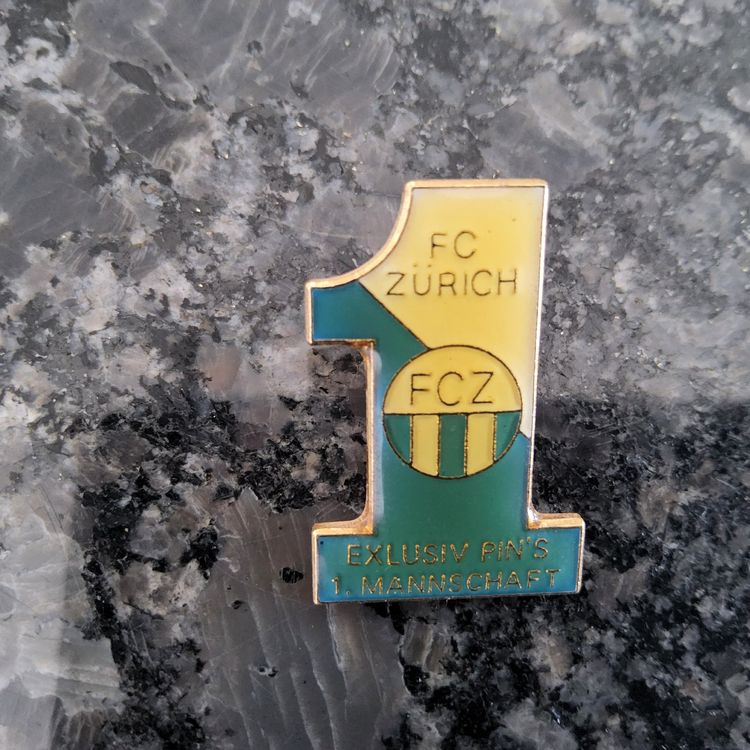 FC Zürich Pin nummeriert (Gebraucht) in Diegten für CHF 3 – mit ...
