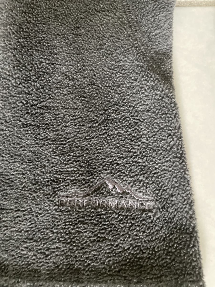 Maglioni & Felpe: Fleece Pulli 36 – Usato da Liestal venduto da sonnenbaum 2