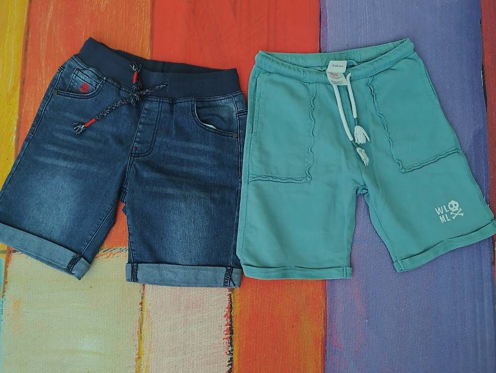 Pantalons: 2×Shorts Sommer in Gr. 128 – D'occasion à Zürich par svi_dkg2