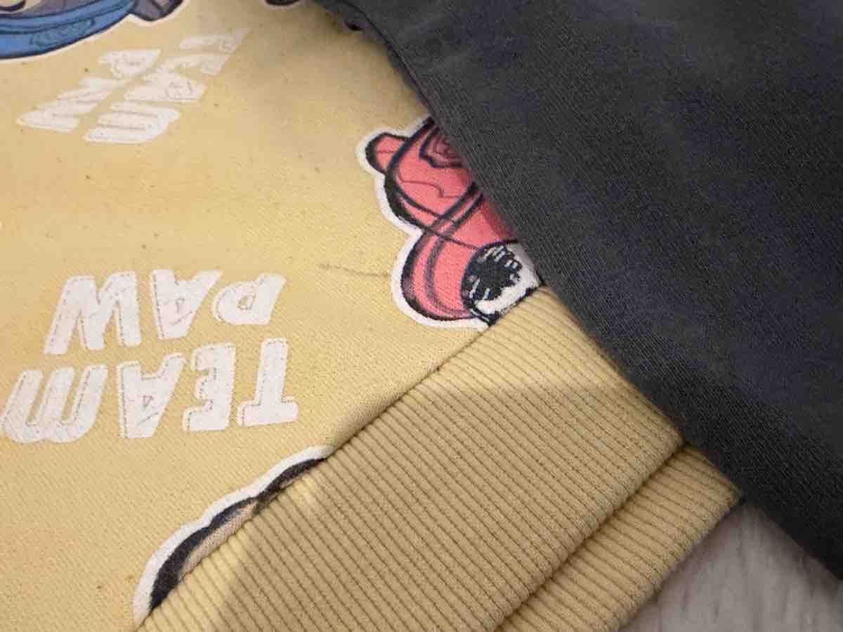 H&M Lotti & Set di vestiti: Lot de 2 pulls garçon H&M taille 92 ,état acceptable – Usato da La Chaux-de-Fonds venduto da Sabinchenn 2