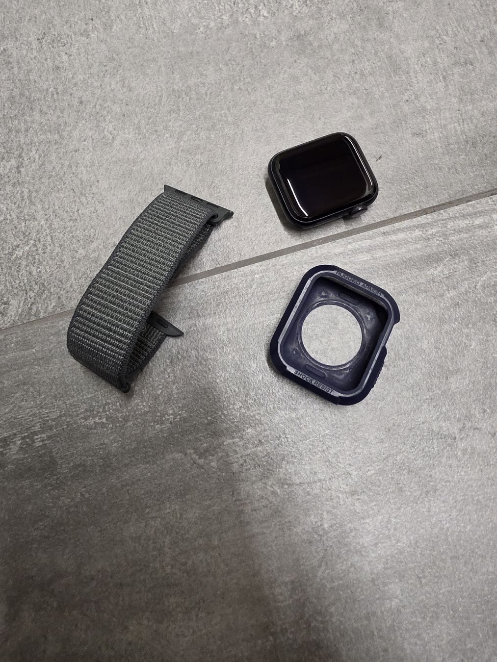 Apple Smartwatch: Apple Watch SE 2022 / 2023 LTE – Usato da Kleinandelfingen venduto da Dani881 4