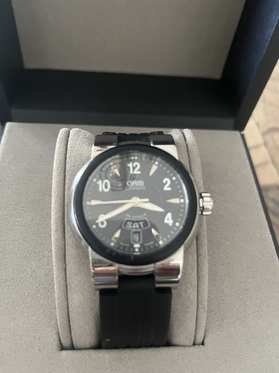 Oris Montres: Oris TT1Day Date – D'occasion à Oberwil BL par Babylon0 1