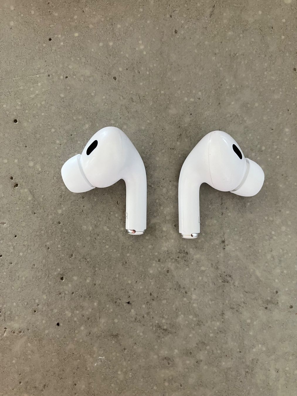 Apple Kopfhörer: APPLE Air Pods Pro 2 – Gebraucht aus Lausanne von mr.v 7