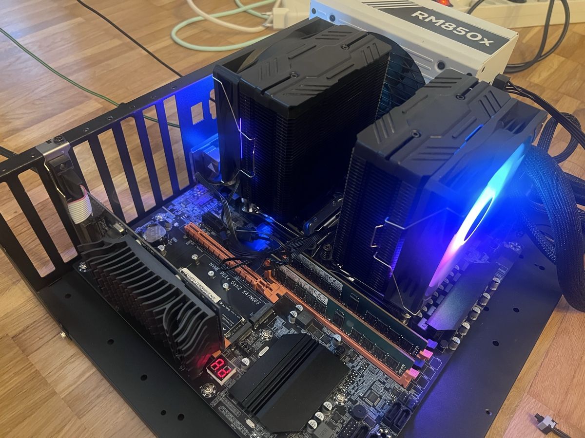 Intel PCs: Server-PC Dual Xeon E5-2686 v4, 64GB RAM, SSD – Gebraucht aus Wädenswil von dai_2bcv 2