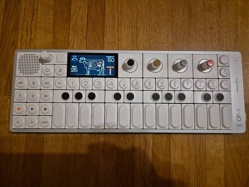 Strumenti musicali: Teenage Engineering OP-1 Field – Usato da Siebnen venduto da RonnieMartin 1
