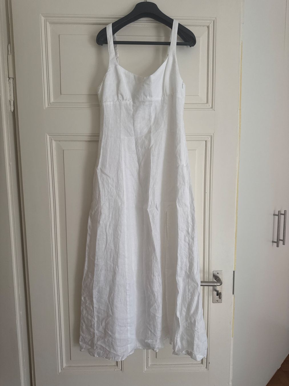 Zara Kleider: Zara Midi Leinenkleid in Weiss – Neu (gemäss Beschreibung) aus Meilen von Emma_321 2