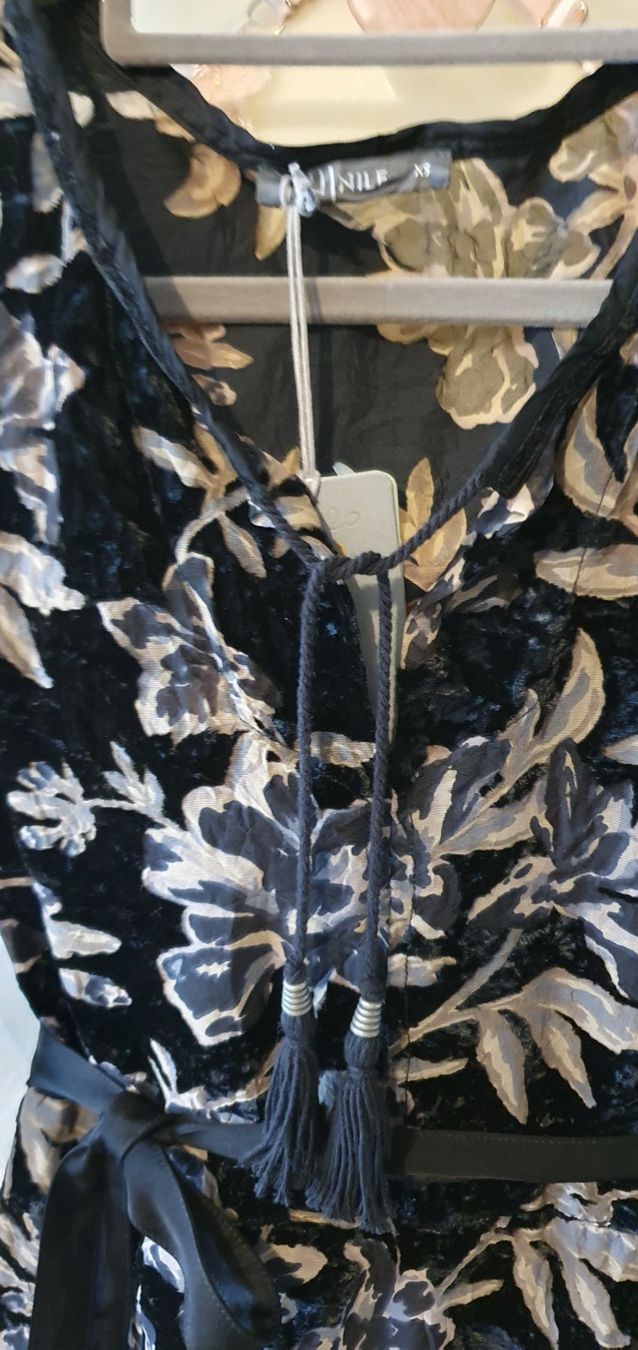 Nile Vestiti: NILE Kleid XS, NEU, Viscose – Nuovo e nell'imballaggio originale da Niederbipp venduto da fashionfuchs 3