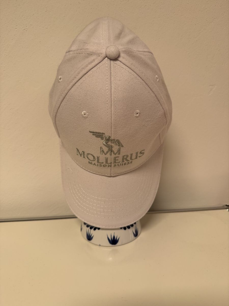Maison Mollerus Copricapi, berretti & cappellini: Maison Mollerus Cap 🤍 – Usato da Winterthur venduto da lisaylenia 1