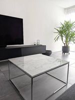 Echter Marmor Couchtisch mit Chromgestell