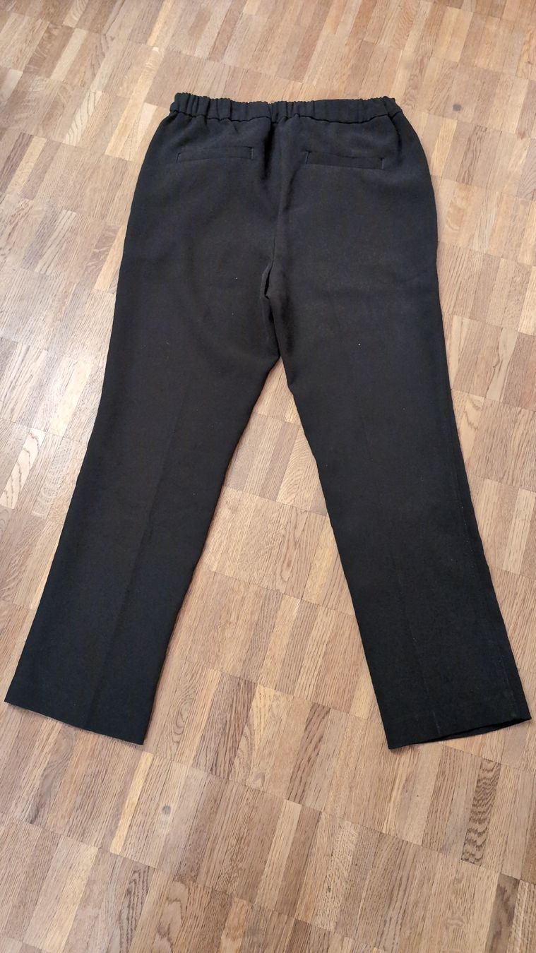 Next Hosen: Next Hose, Schwarz, Grösse 38, Straight Fit – Gebraucht aus Bern von Orwahn 2