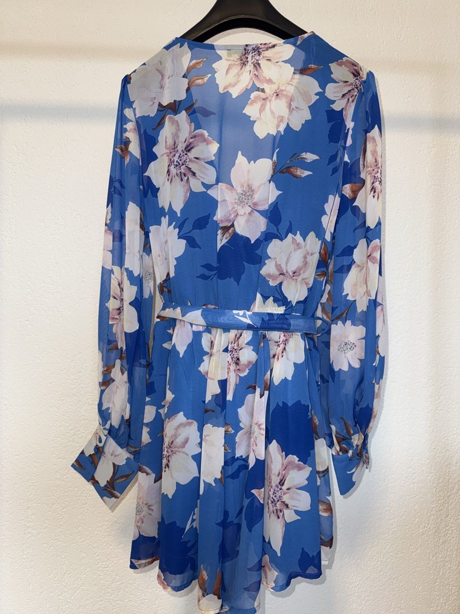 Tute: FASHIONNOVA ROMPER JUMPSUIT GRÖSSE M – Nuovo (secondo la descrizione) da Rorschacherberg venduto da drdupor 7