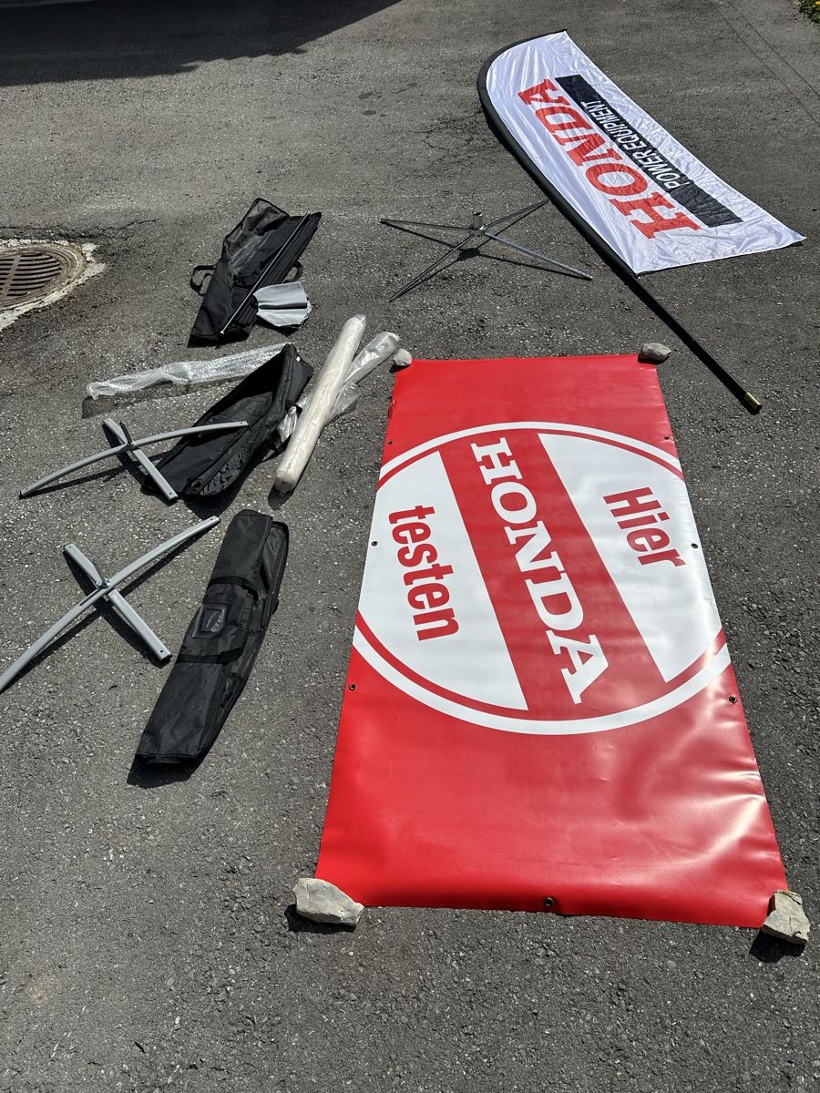 Honda Bandiere: Honda Werbeflagge + Zubehör – Usato da Schwende venduto da weesli 2