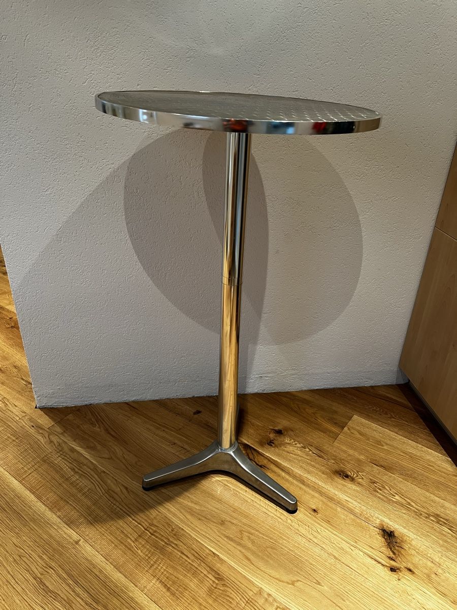 Tische: Stehtisch, Bartisch, Bistrotisch, Edelstahl, Partytisch – Gebraucht aus Erlinsbach SO von