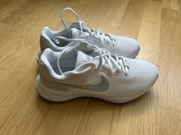 Nike Schuh weiss