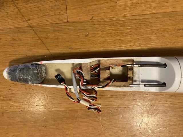 Modellismo RC: Planeur RCRCM Typhoon 2000mm – Usato da Genève venduto da headlight 1