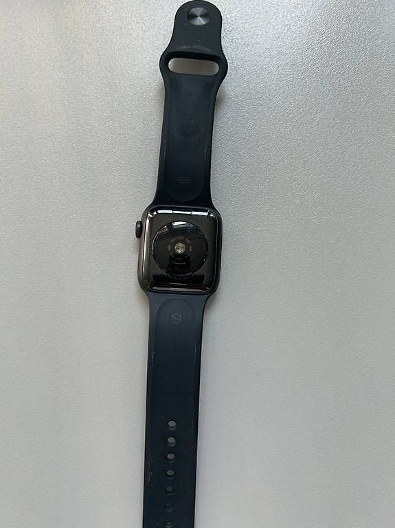 Smartwatch: Apple Watch SE schwarz – Usato da Schaffhausen venduto da nicola.wo 4