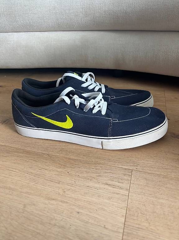 Scarpe da uomo: Nike Sneakers, gr. 49,5 – Nuovo e nell'imballaggio originale da Küttigen venduto da san_2x92